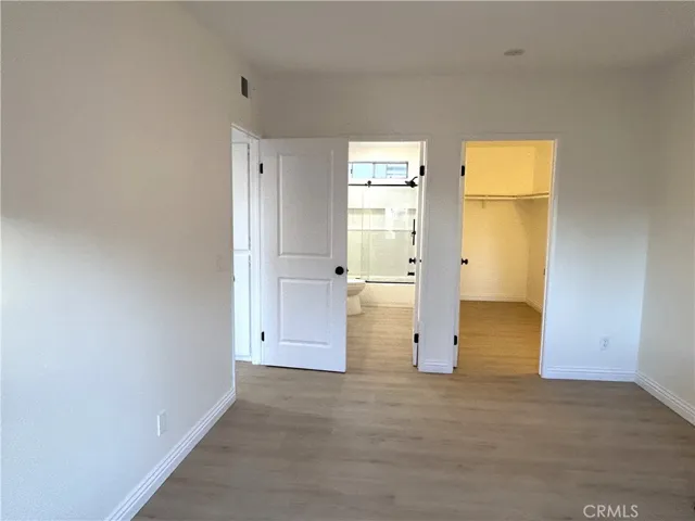 Primary bath & walk-in closet