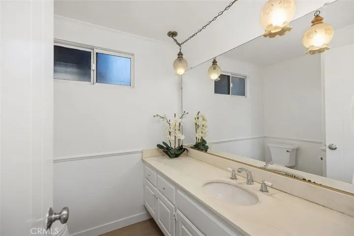 503 Avenida Campana, Newport Beach, California 92660