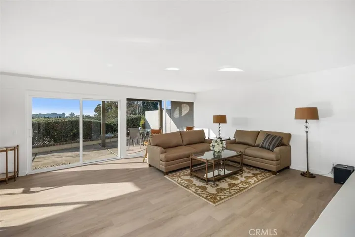 503 Avenida Campana, Newport Beach, California 92660