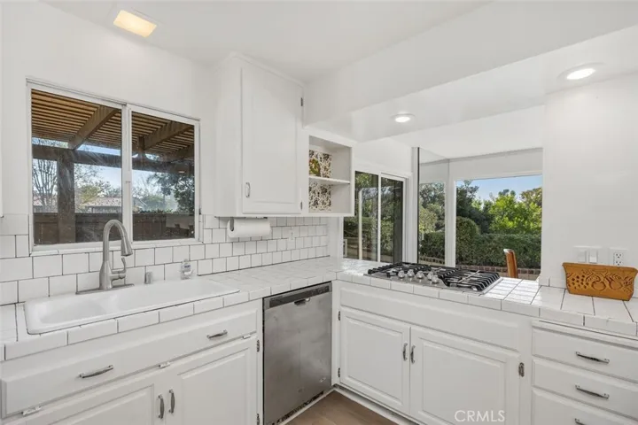 503 Avenida Campana, Newport Beach, California 92660