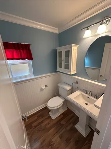 Downstairs half bath/sink