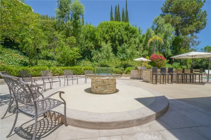 4575 Totana Drive, Tarzana, California 91356