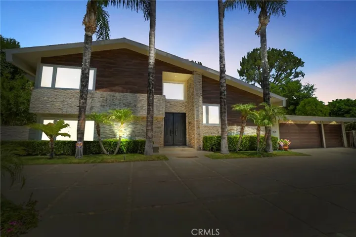 4575 Totana Drive, Tarzana, California 91356