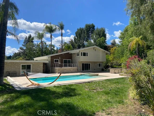 4575 Totana Drive, Tarzana, California 91356
