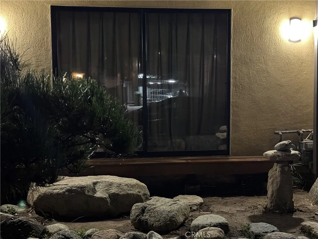 2117 Colby Avenue, West Los Angeles, California 90025 home-pic-27