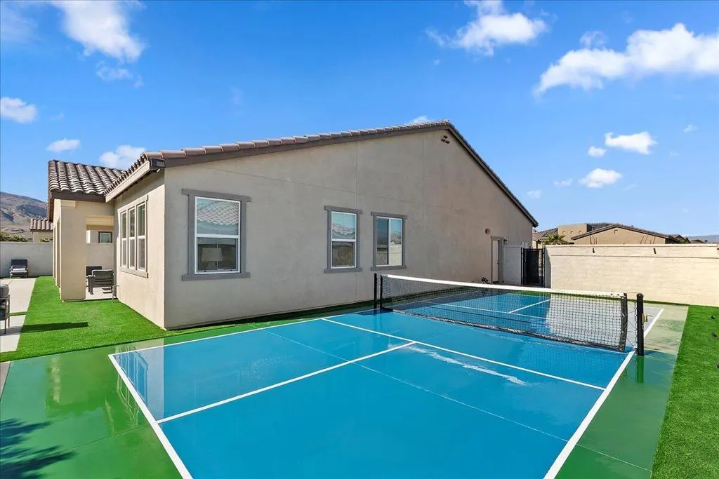 42-Side Yard