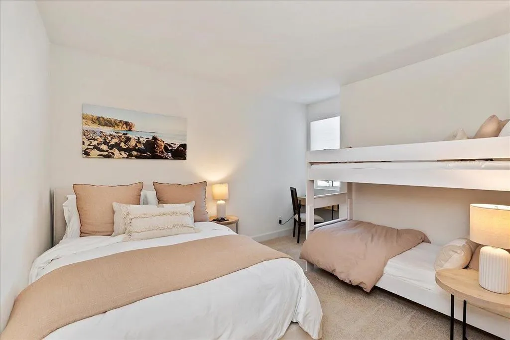 29-Bedroom 4
