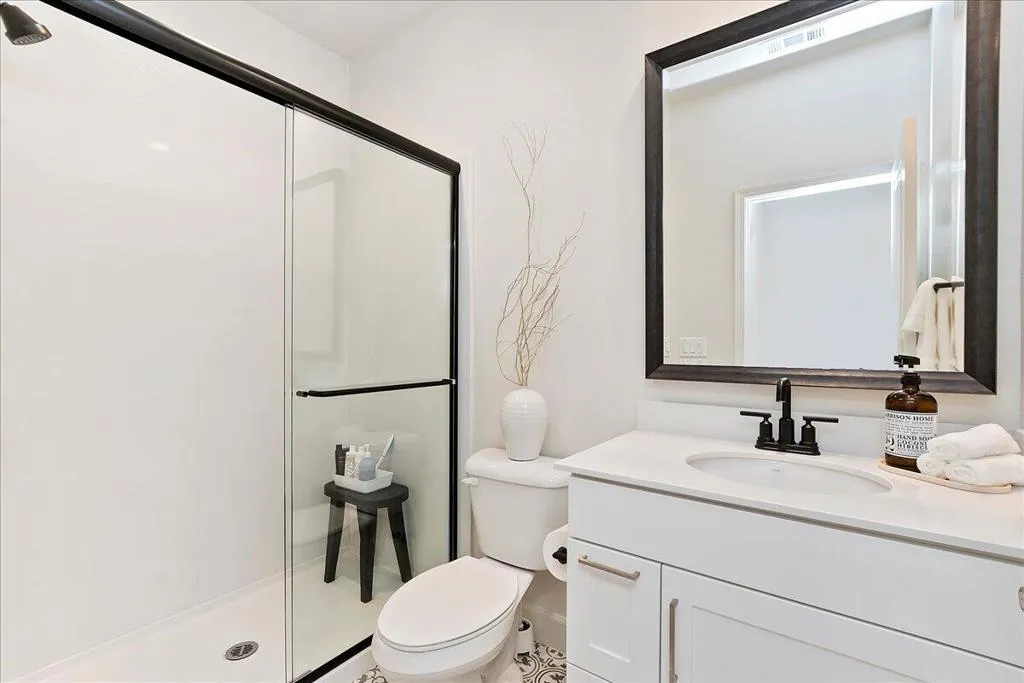 31-Bath 4