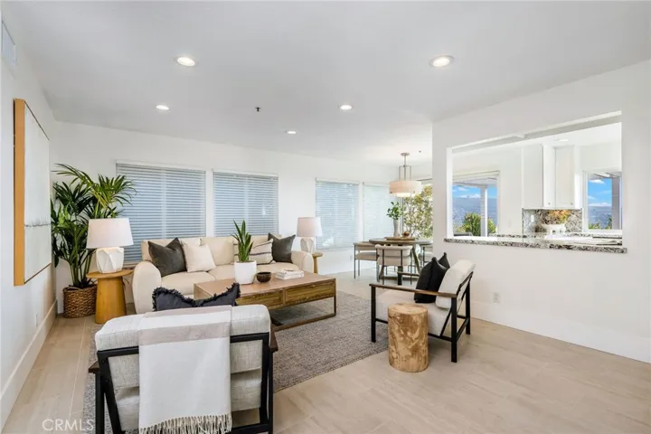 601 Via Golondrina, San Clemente, California 92673