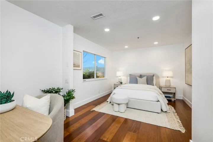 601 Via Golondrina, San Clemente, California 92673