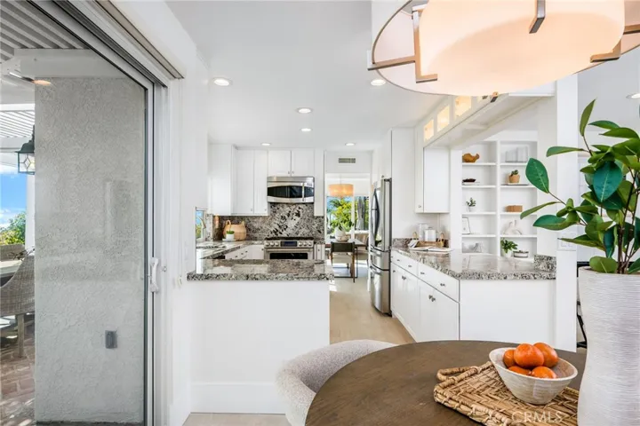 601 Via Golondrina, San Clemente, California 92673