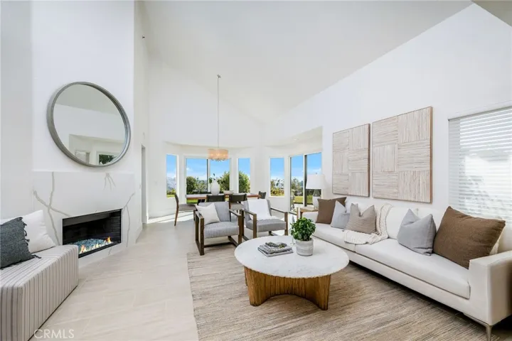 601 Via Golondrina, San Clemente, California 92673