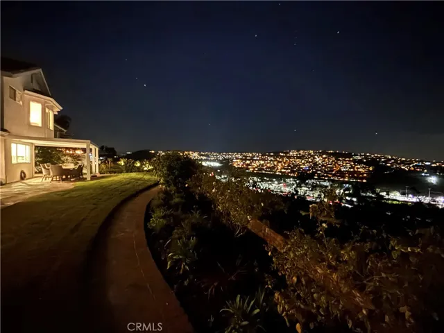 601 Via Golondrina, San Clemente, California 92673