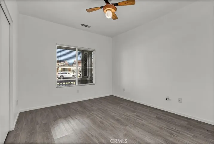 1949 W Columbia Way, Hanford, California 93230