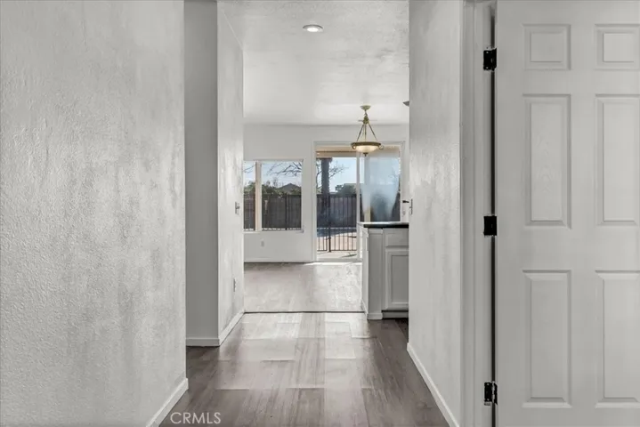 1949 W Columbia Way, Hanford, California 93230