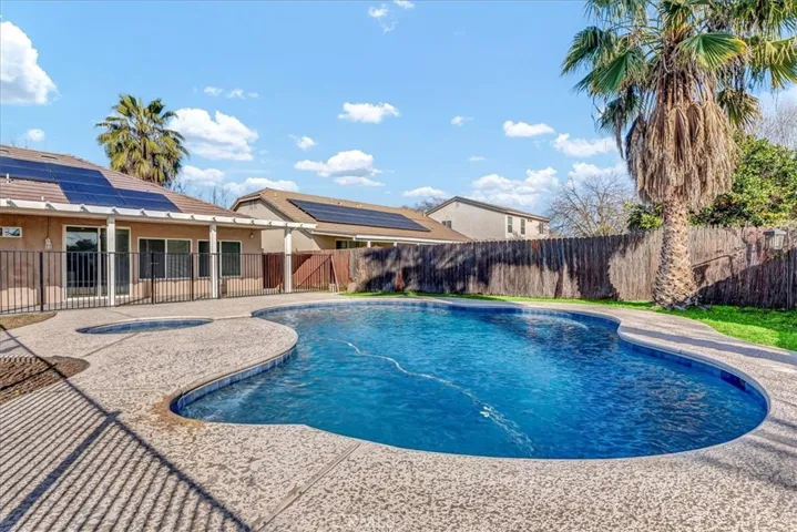 1949 W Columbia Way, Hanford, California 93230