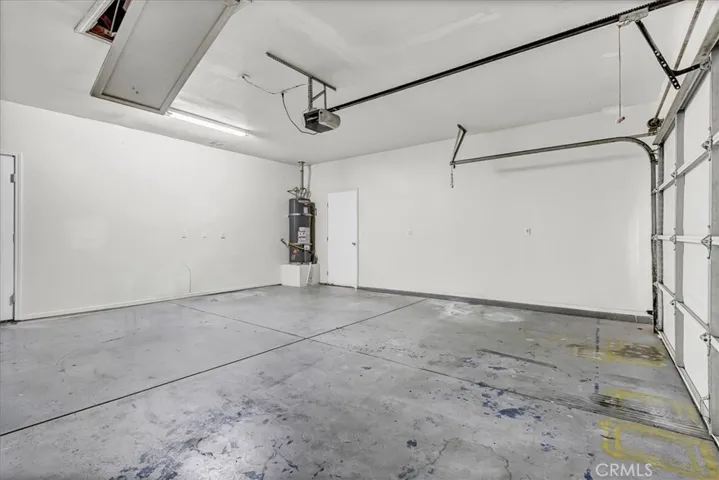 1949 W Columbia Way, Hanford, California 93230