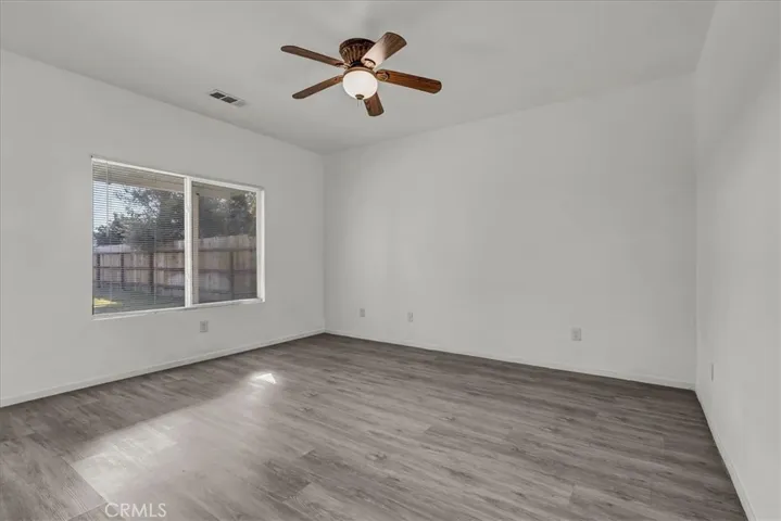 1949 W Columbia Way, Hanford, California 93230