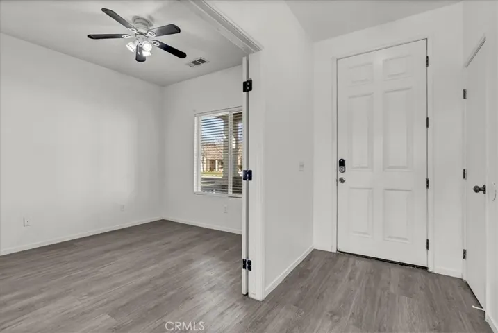 1949 W Columbia Way, Hanford, California 93230