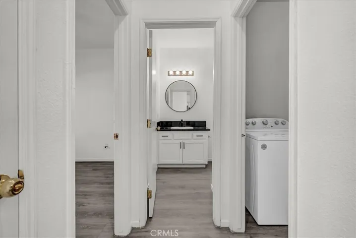 1949 W Columbia Way, Hanford, California 93230