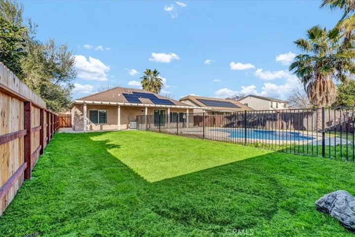 1949 W Columbia Way, Hanford, California 93230