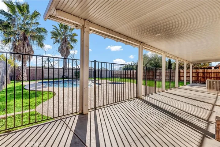 1949 W Columbia Way, Hanford, California 93230