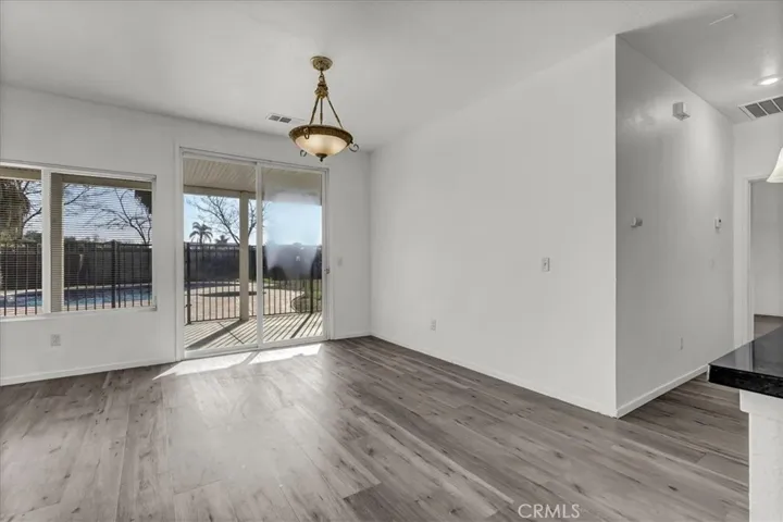 1949 W Columbia Way, Hanford, California 93230