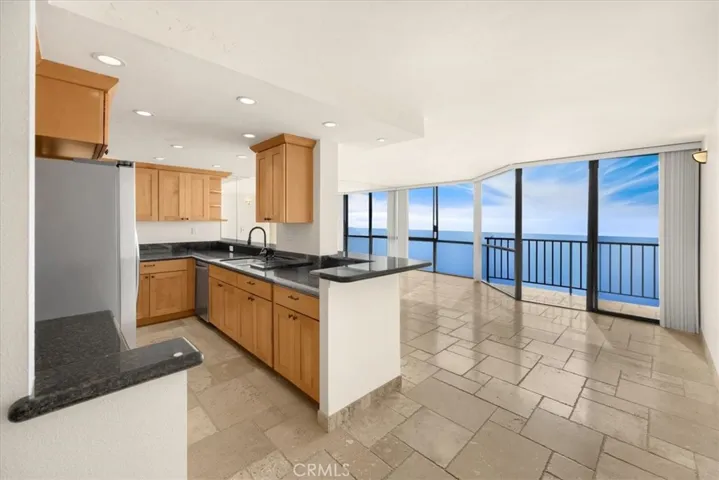 Open Floor Plan - Panoramic Ocean View