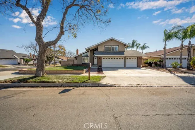 6074 E Camino Manzano, Anaheim Hills, California 92807