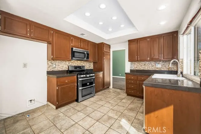 6074 E Camino Manzano, Anaheim Hills, California 92807
