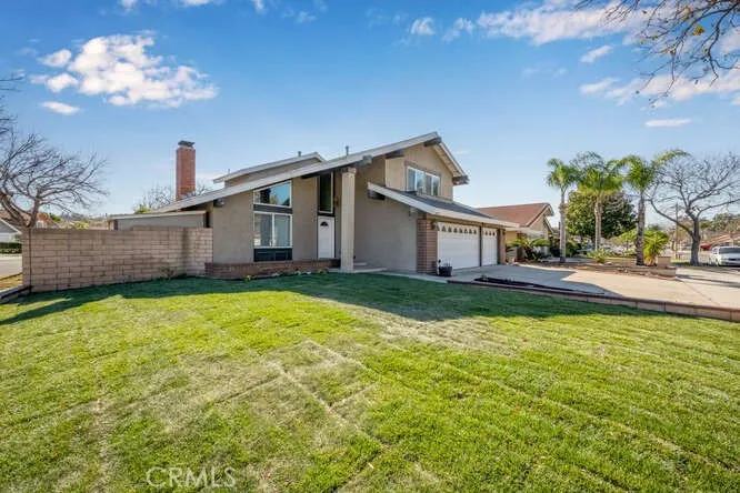 6074 E Camino Manzano, Anaheim Hills, California 92807