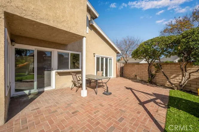 6074 E Camino Manzano, Anaheim Hills, California 92807