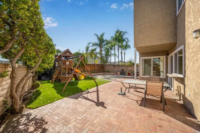 6074 E Camino Manzano, Anaheim Hills, California 92807