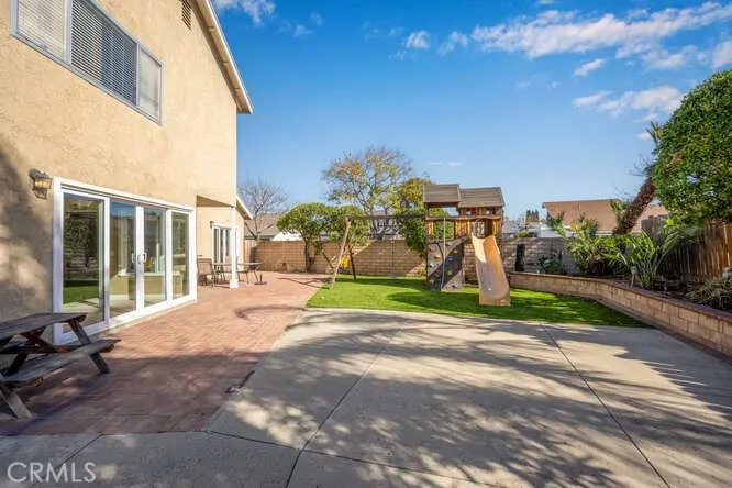 6074 E Camino Manzano, Anaheim Hills, California 92807
