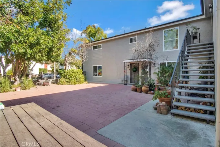 977 Valencia Street, Costa Mesa, California 92626