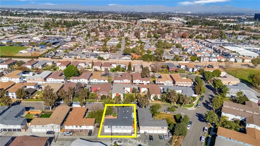 977 Valencia Street, Costa Mesa, California 92626