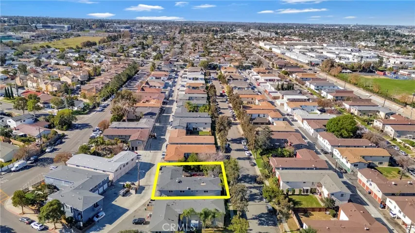 977 Valencia Street, Costa Mesa, California 92626