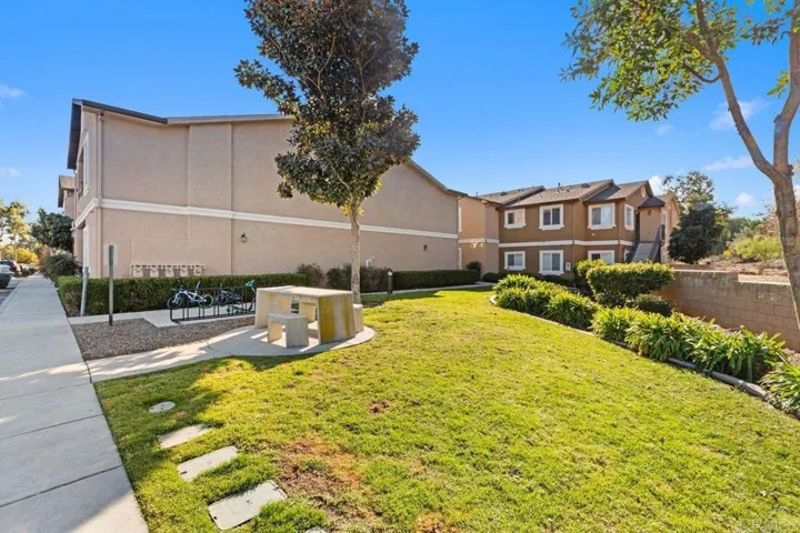 9728 Marilla Drive 104, Lakeside, California 92040
