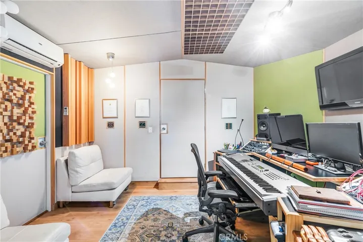 7971 Mcnulty Avenue, Winnetka, California 91306