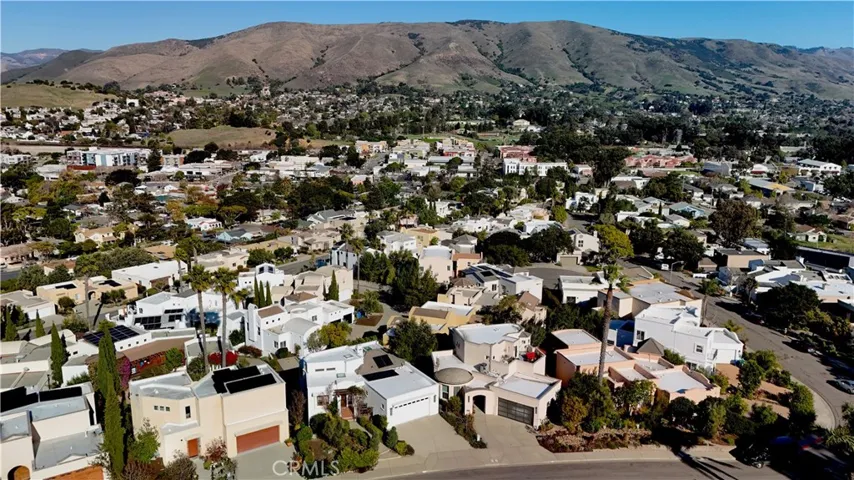 533 Mason Way, San Luis Obispo, California 93401