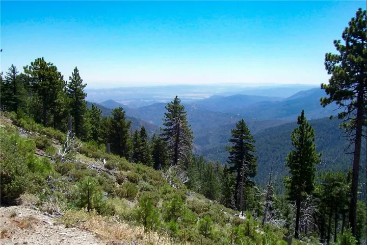 1 Sunflower Jeep Trail, Red Bluff, California 96080