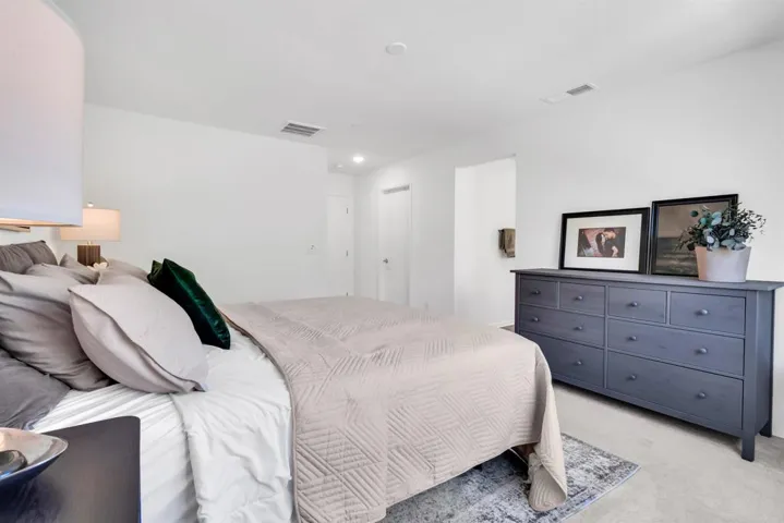 272 Hass Lane, Fallbrook, California 92028