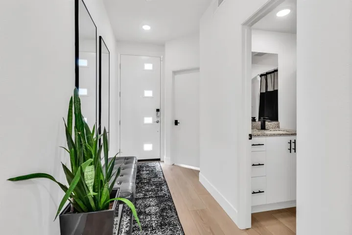 272 Hass Lane, Fallbrook, California 92028