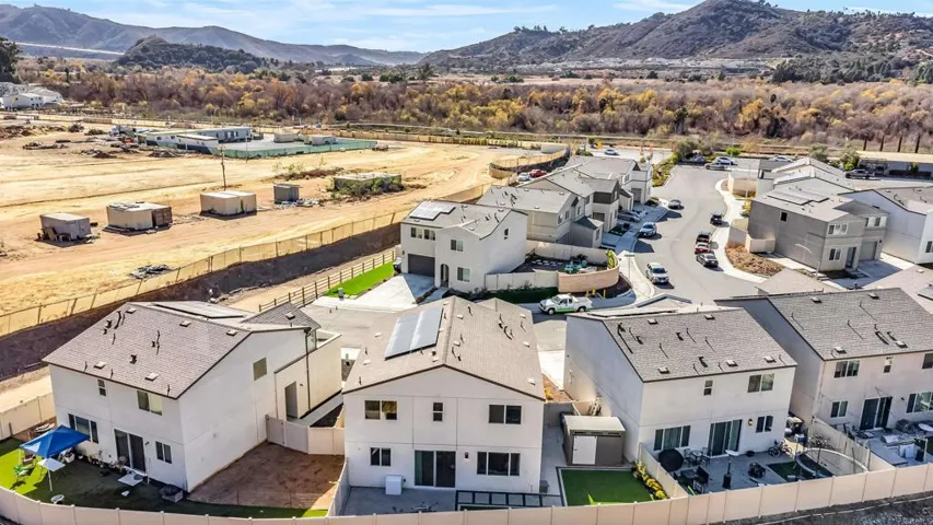 272 Hass Lane, Fallbrook, California 92028