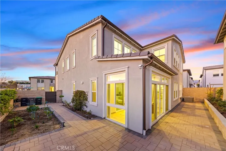 100 Edna Pkwy, Lake Forest, California 92630