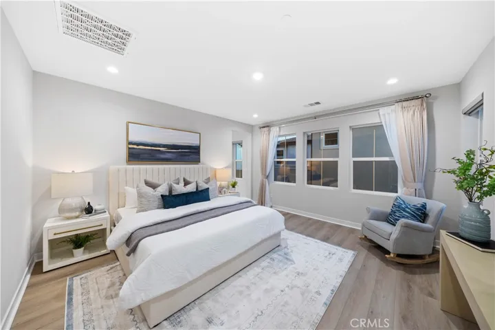 100 Edna Pkwy, Lake Forest, California 92630