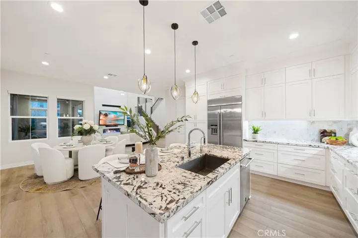 100 Edna Pkwy, Lake Forest, California 92630