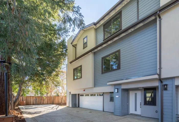 20 Dexter Avenue, Redwood City, California 94063