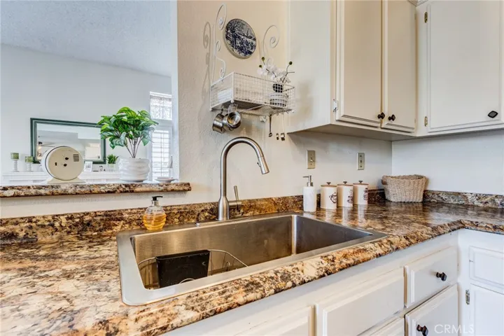 786 La Costa Drive, Banning, California 92220