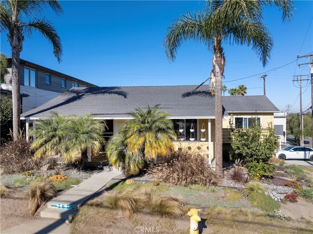 767 11th St, Manhattan Beach, California 90266